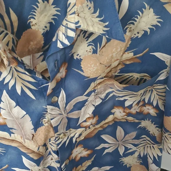 Topical short sleeve shirt - Picture 2 of 8